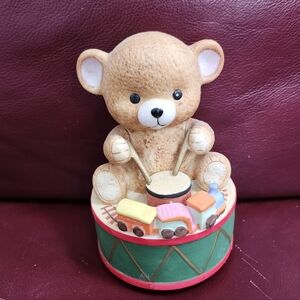 Mann Christmas Revolving Music Box Teddy Bear Drums Train